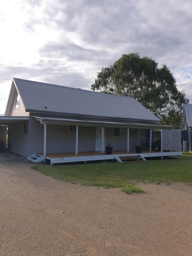 Madigan Wine Country Cottages Lovedale Exterior foto